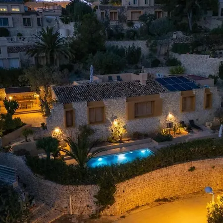 Villa Avanoa - Manzanera Calpe