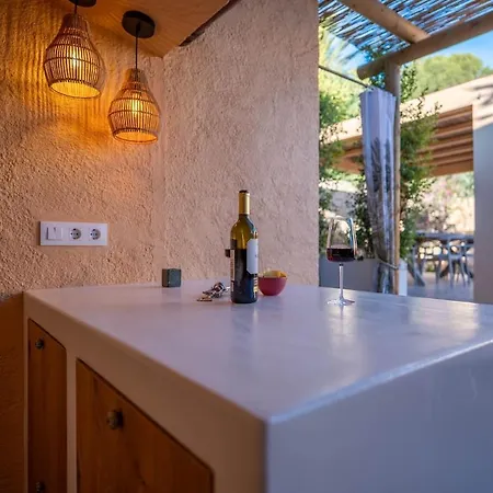 Avanoa - Manzanera Villa Calp