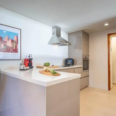 Avanoa - Manzanera *