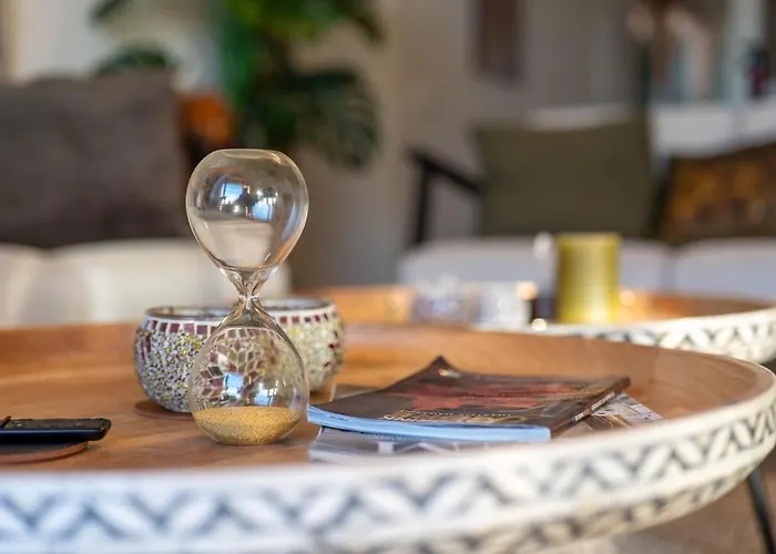 Avanoa - Manzanera * Calp