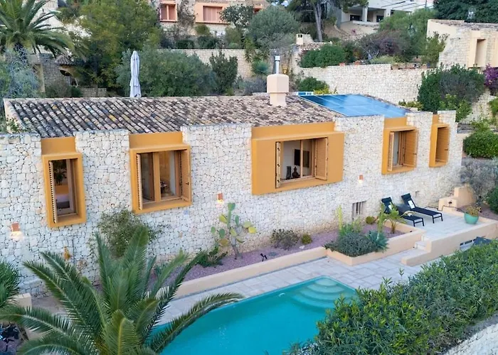 Villa Avanoa - Manzanera Calp