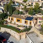 Villa Avanoa - Manzanera Calpe